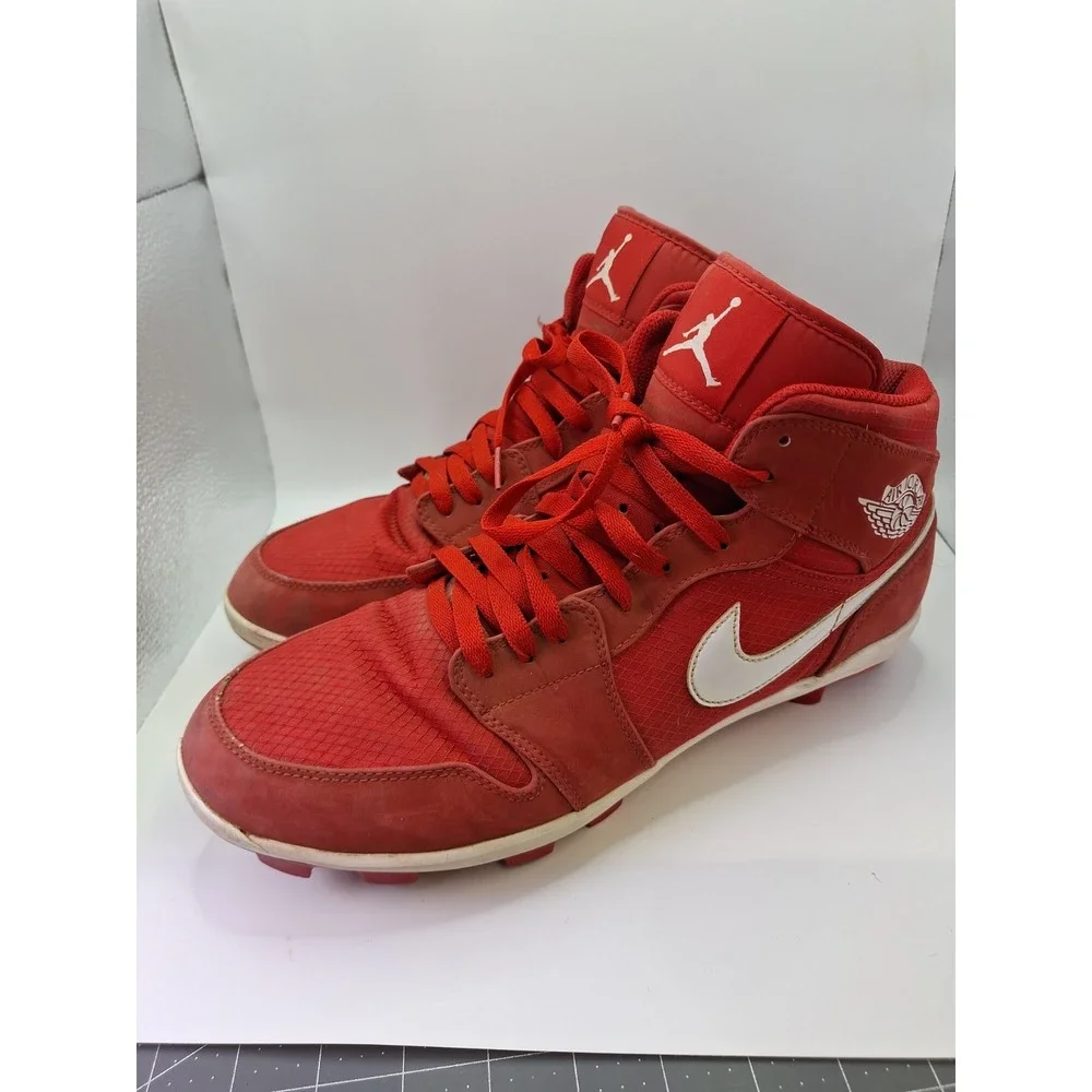 Nike Air Jordan 1 Retro MCS Mens Size 12 Baseball Cleats University Red Retro